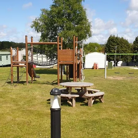 Static 19 Hotel Llandysul Buitenkant foto